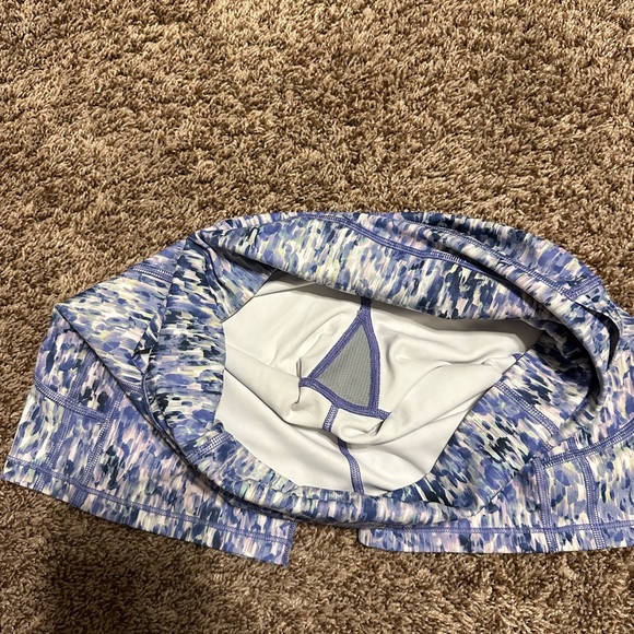 ATHLETA ULTIMATE STASH SHORT - Picture 4 of 4